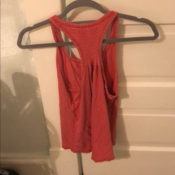 Lululemon exercise top - Picture 2 of 2